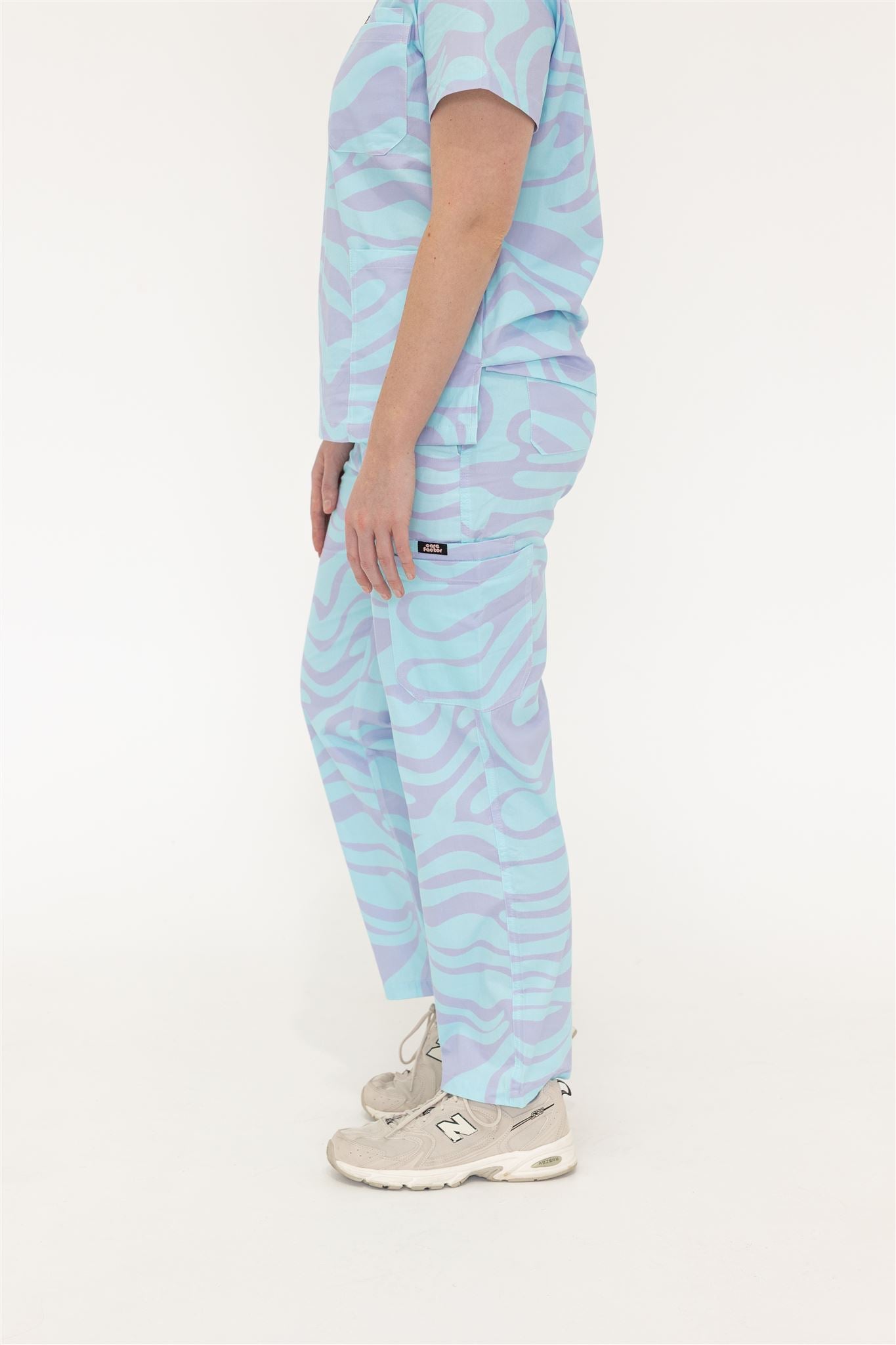 MAKING WAVES SCRUB SET PANTS