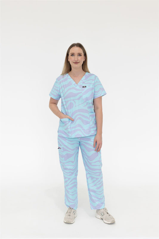 MAKING WAVES SCRUB SET