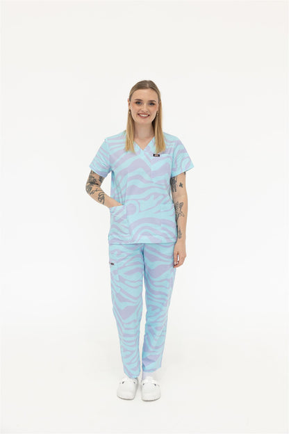 MAKING WAVES SCRUB SET