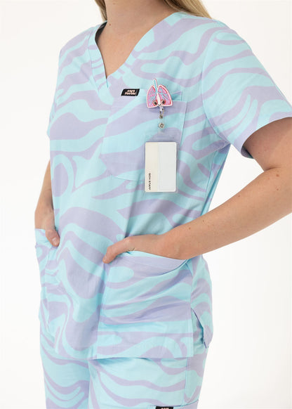 MAKING WAVES SCRUB SET TOP