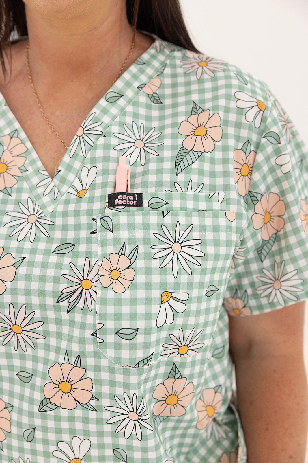 DAISY DAYDREAM SCRUB SET