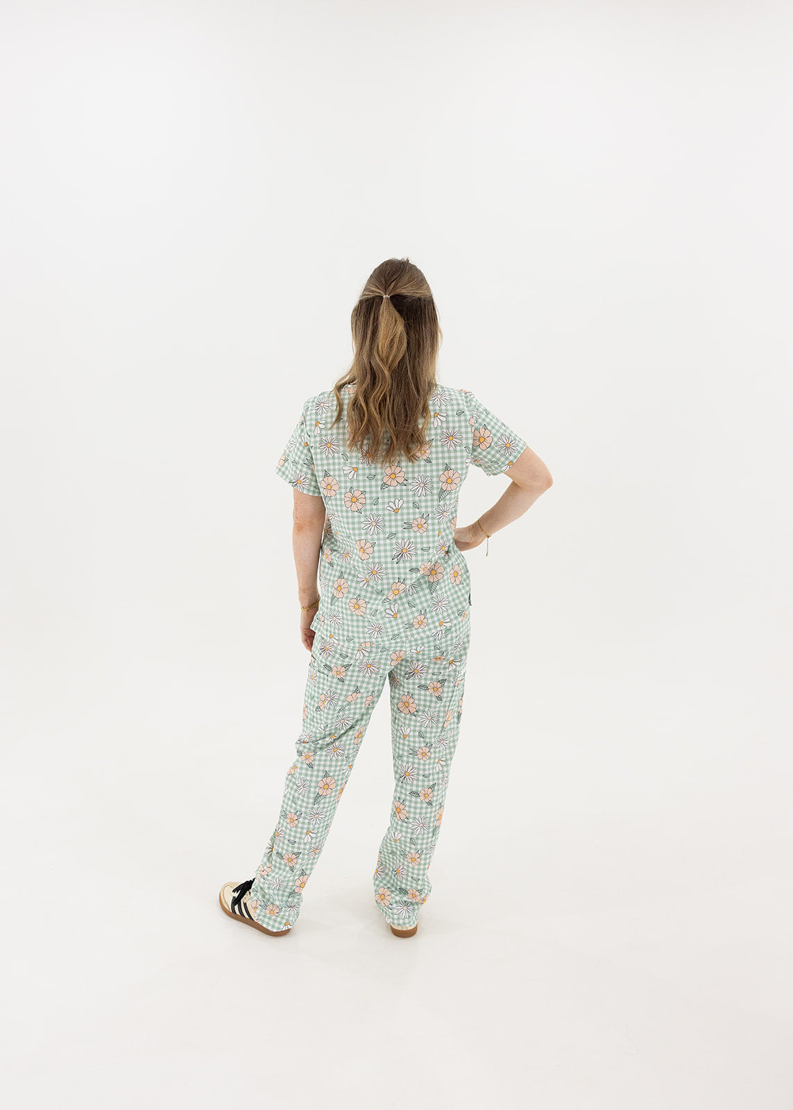 DAISY DAYDREAM SCRUB SET