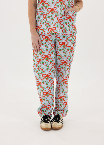 STRAWBERRY FIELDS SCRUB SET