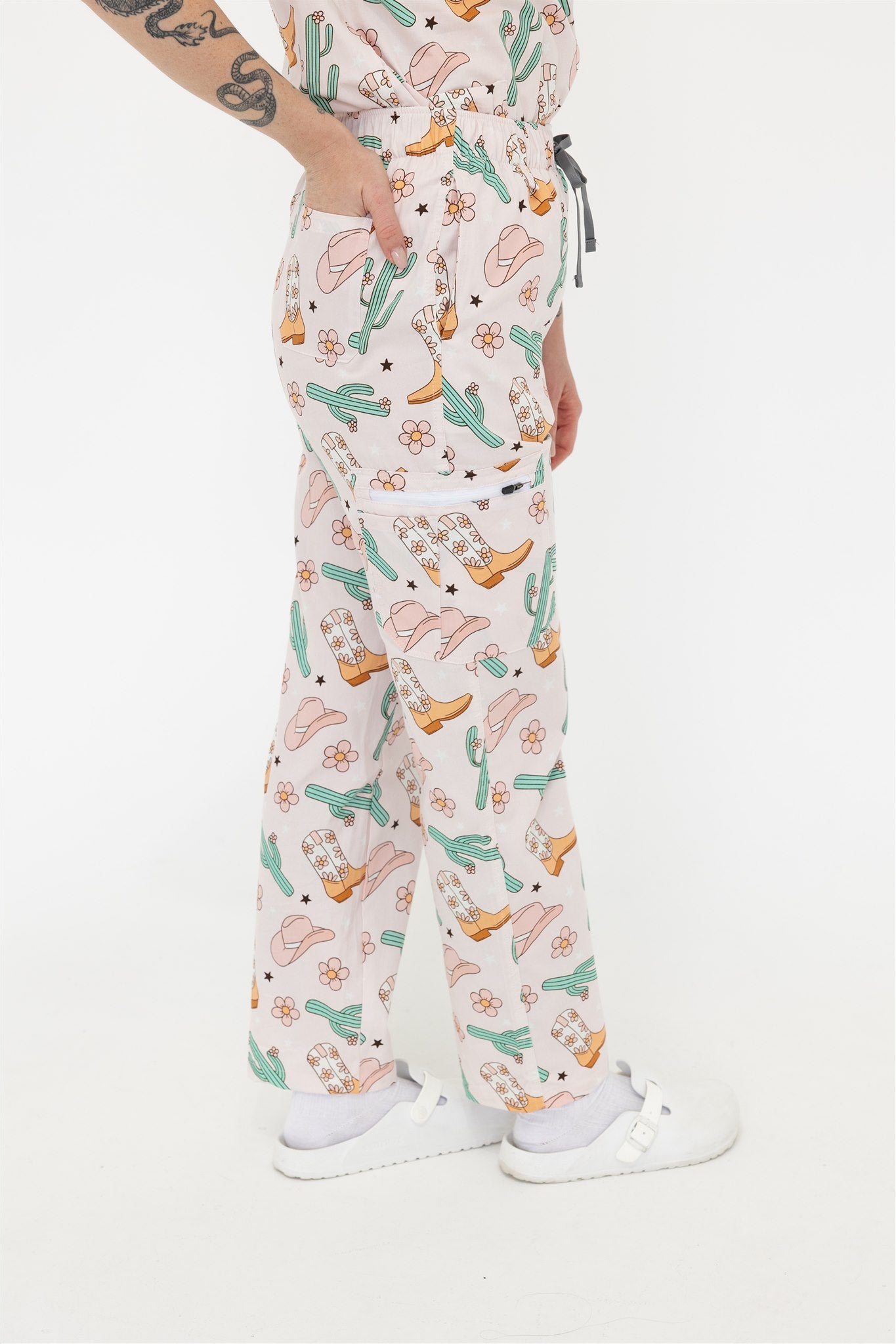 COWGIRL SCRUB SET PANT